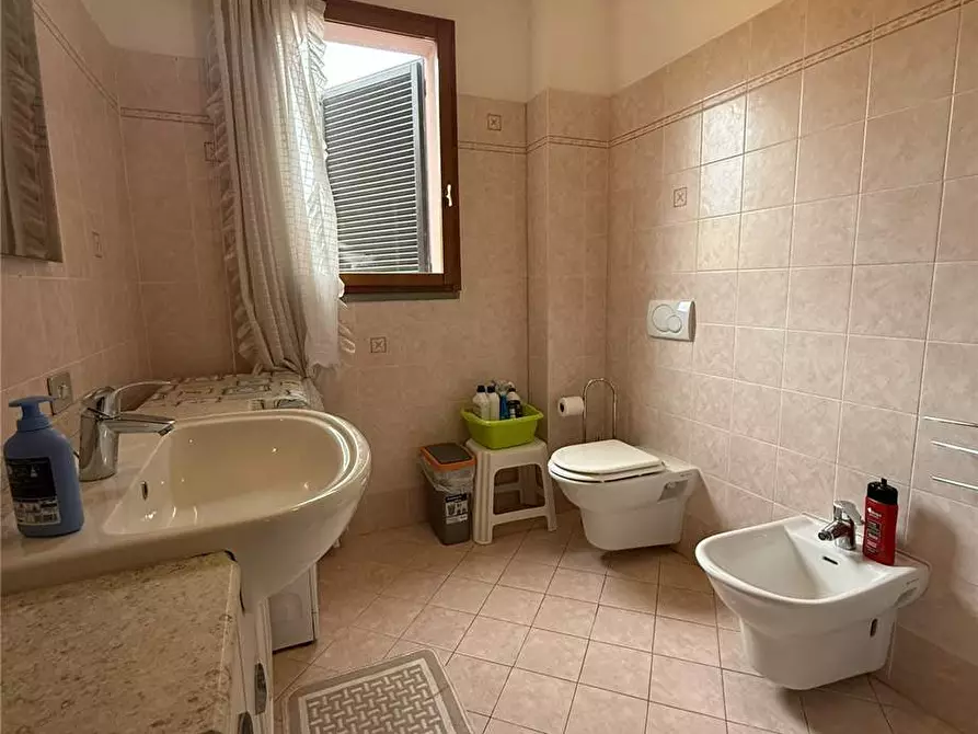 Immagine 8 di Appartamento in vendita  a Marciana Marina