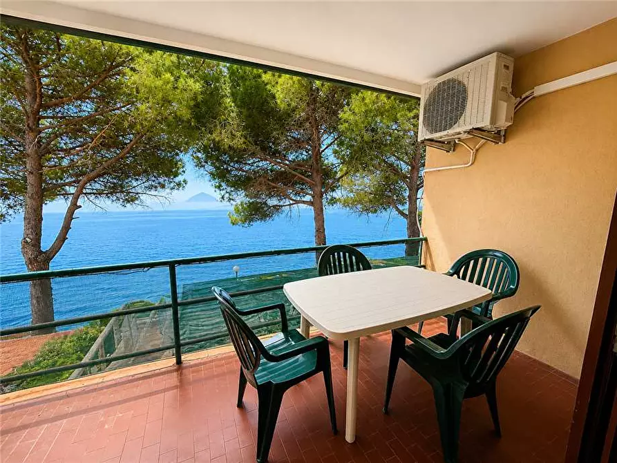 Immagine 6 di Appartamento in vendita  a Campo Nell'elba