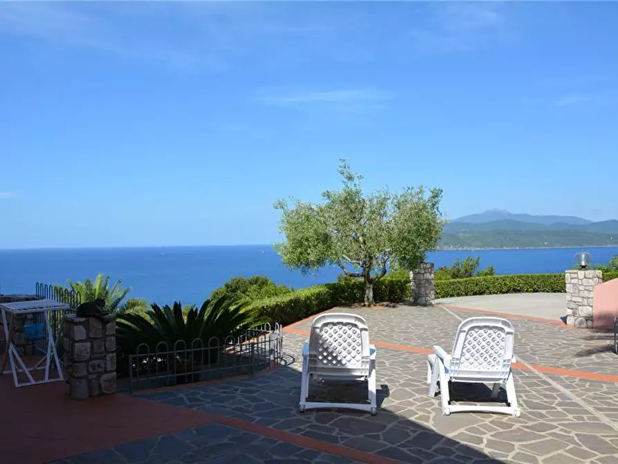Immagine 16 di Villa in vendita  a Capoliveri