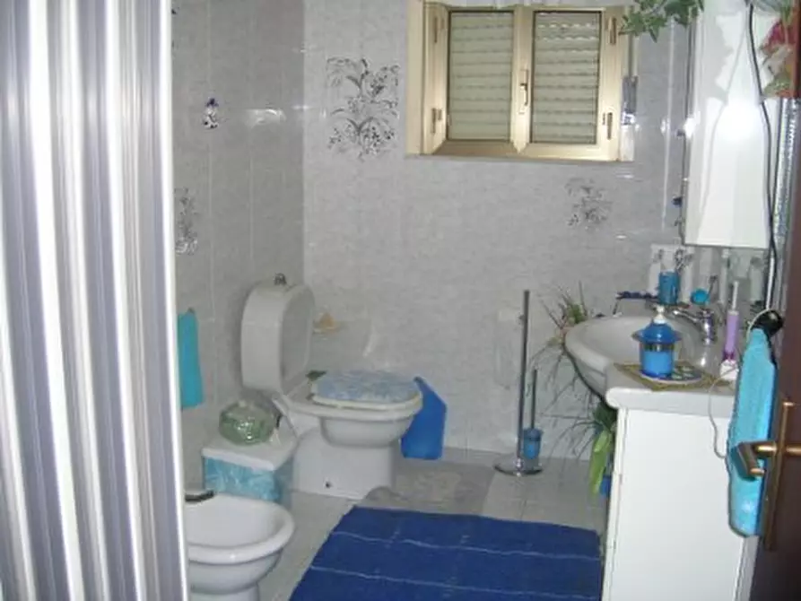 Immagine 6 di Villa in vendita  in Via cavaliere bosco a Santa Maria Di Licodia
