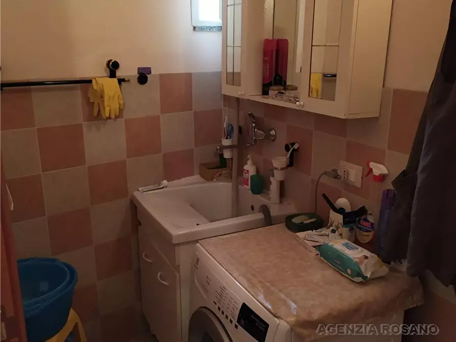 Immagine 8 di Villa in vendita  in Via innessa a Biancavilla