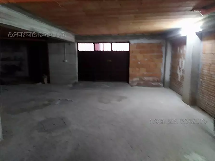 Immagine 9 di Villa in vendita  in Via innessa a Biancavilla