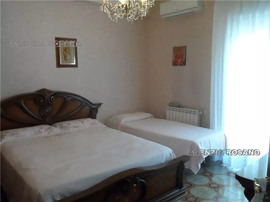 Immagine 6 di Villa in vendita  in Via Lucania a Biancavilla