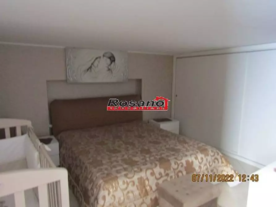 Immagine 7 di Villa in vendita  in Via LATINA a Biancavilla