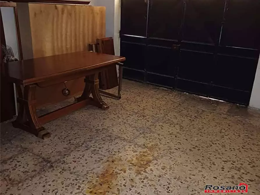 Immagine 8 di Appartamento in vendita  in Via SAN PLACIDO a Biancavilla