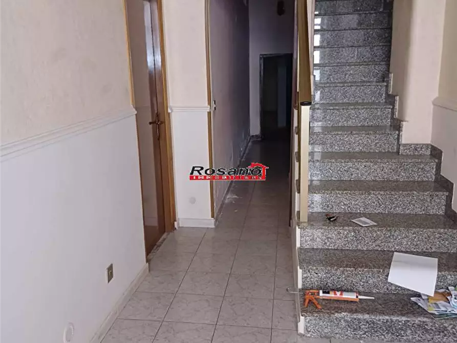 Immagine 10 di Appartamento in vendita  in Via SAN PLACIDO a Biancavilla
