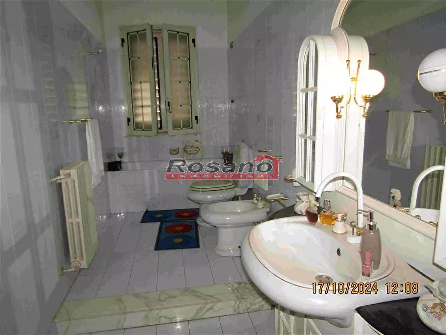 Immagine 9 di Villa in vendita  in Via lussemburgo a Biancavilla