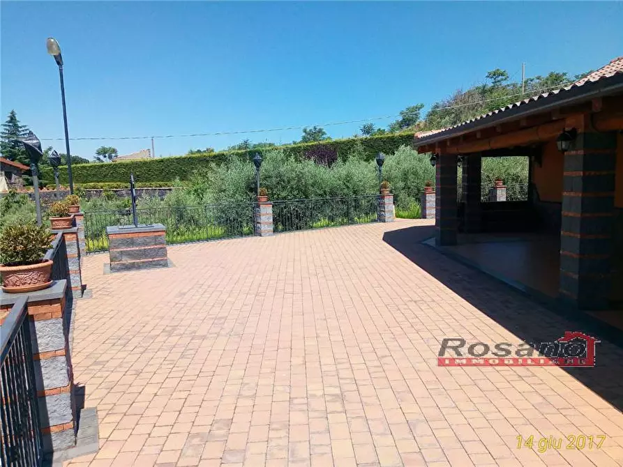Immagine 10 di Villa in affitto  in Loc. vigne a Biancavilla