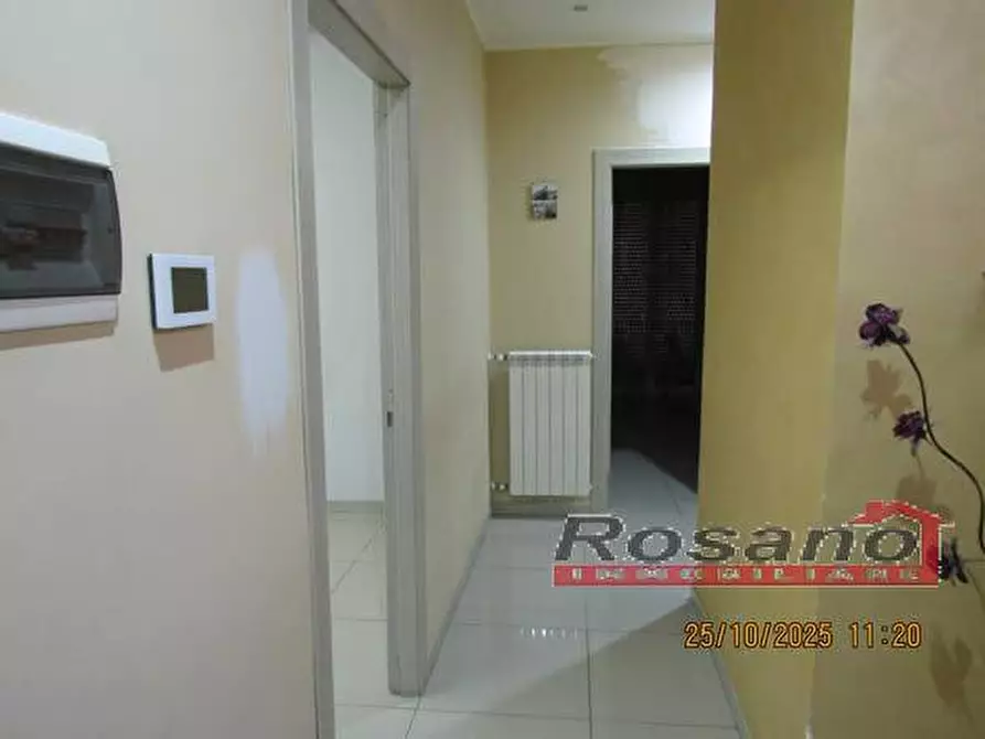 Immagine 9 di Appartamento in vendita  in Via PESCARA a Biancavilla