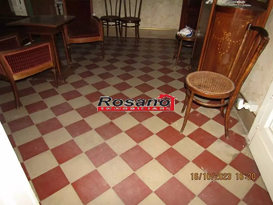 Immagine 7 di Villa in vendita  a Biancavilla