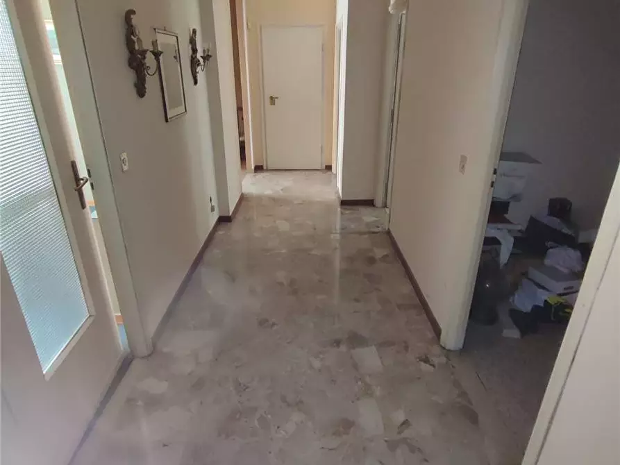 Immagine 6 di Appartamento in vendita  in Via HUGUES, 13 a Casale Monferrato