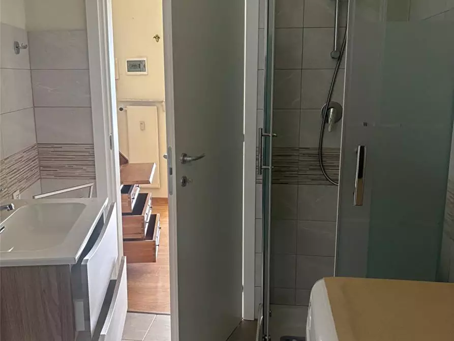 Immagine 6 di Appartamento in affitto  in Via GUGLIELMO VIII, 8 a Casale Monferrato