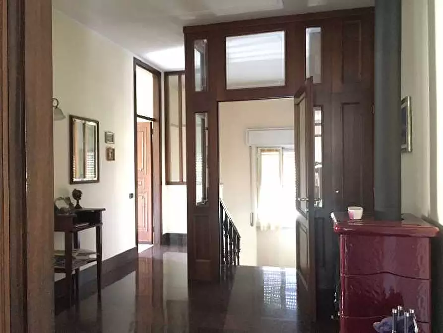 Immagine 10 di Villa in vendita  in Via Risorgimento, 3 a Villongo