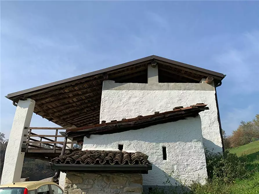 Immagine 12 di Rustico / casale in vendita  in Loc. Nembra sotto, 10 a Adrara San Martino
