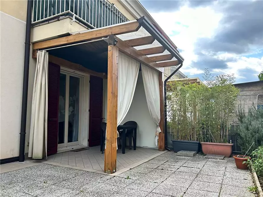Immagine 18 di Villa in vendita  in Via Francesco Nullo, 3 a Villongo