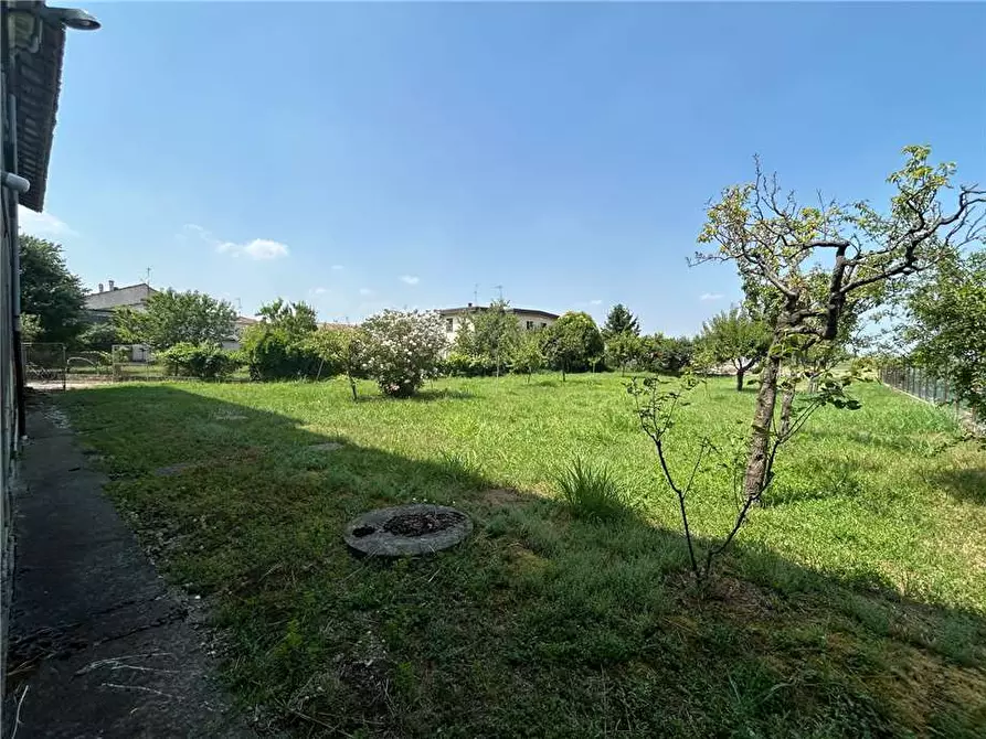 Immagine 18 di Rustico / casale in vendita  in Via Villa Belgiardino, 41 a Ceresara