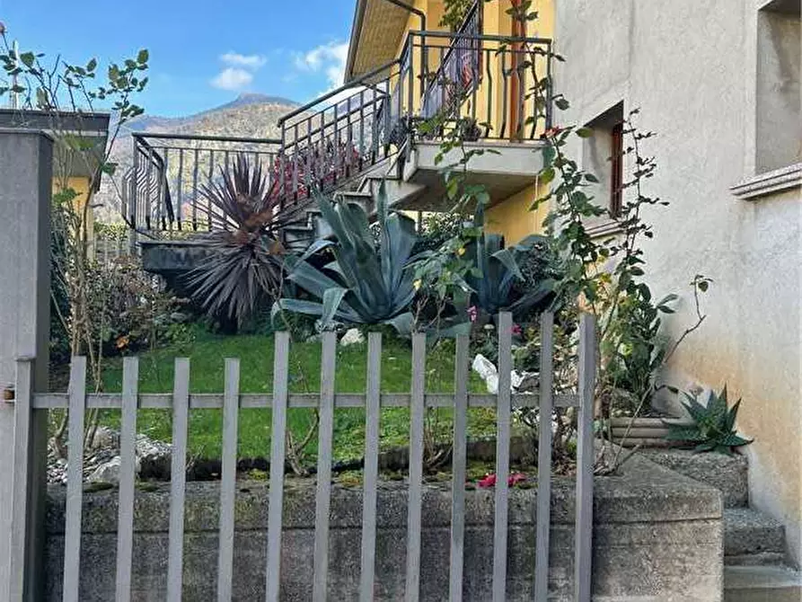 Immagine 20 di Appartamento in vendita  in Via Praslini, 1 a Adrara San Martino