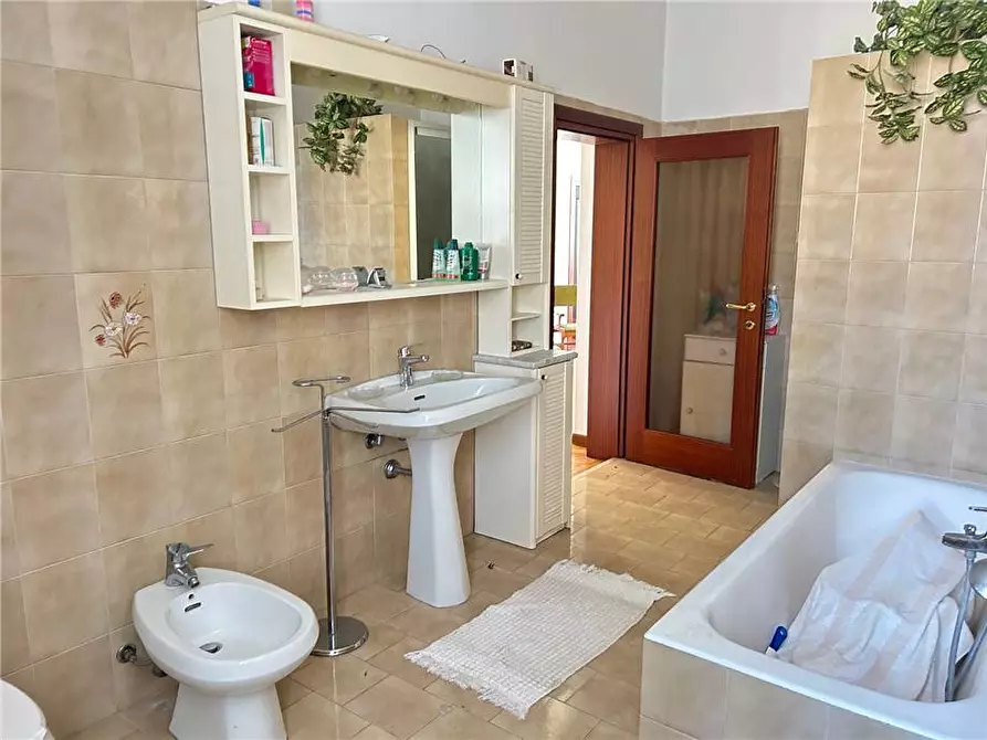 Immagine 20 di Villa in vendita  in Via Meucci, 6 a Palazzolo Sull'oglio