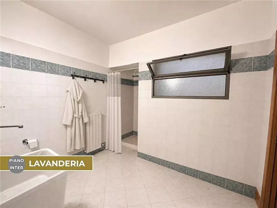 Immagine 16 di Villa in vendita  a Castelli Calepio