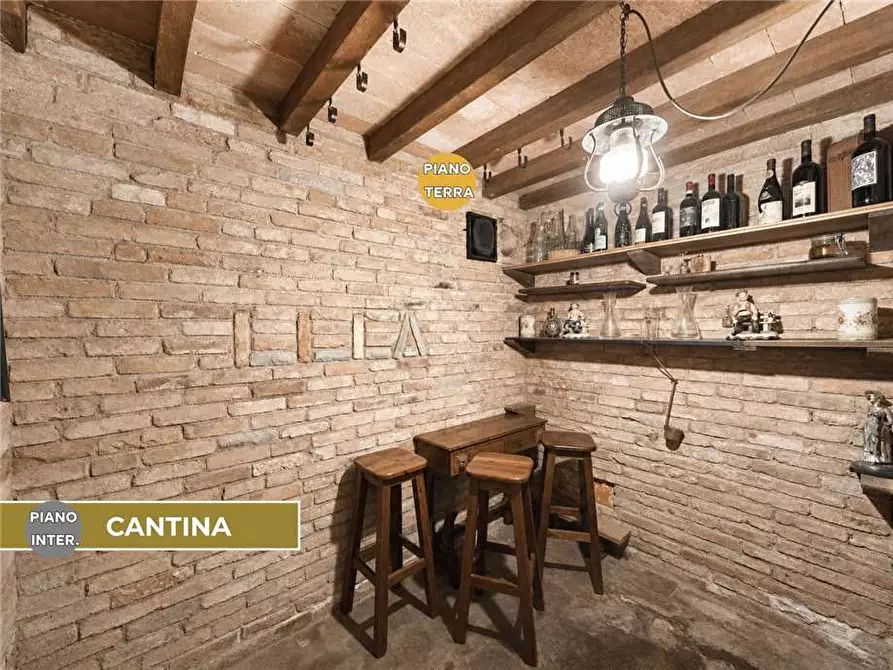 Immagine 17 di Villa in vendita  a Castelli Calepio