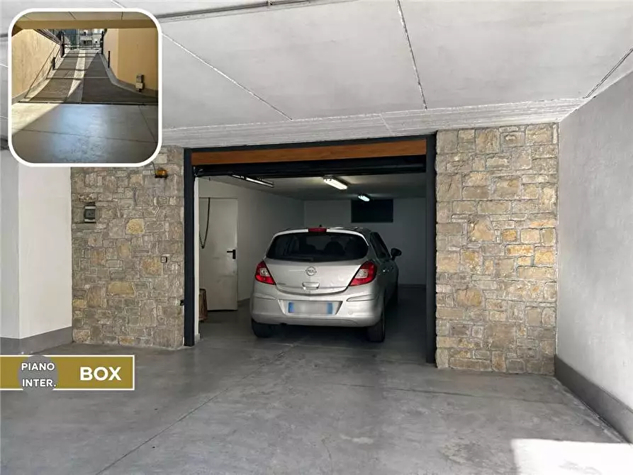 Immagine 18 di Villa in vendita  a Castelli Calepio