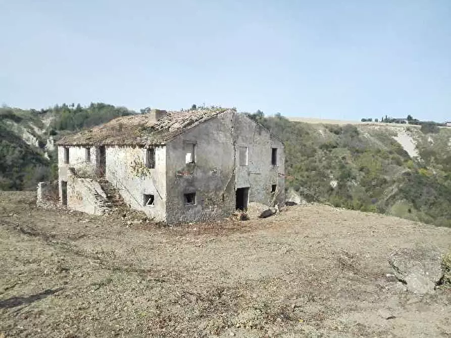 Immagine 16 di Rustico / casale in vendita  in Via fonterrante a Monterubbiano