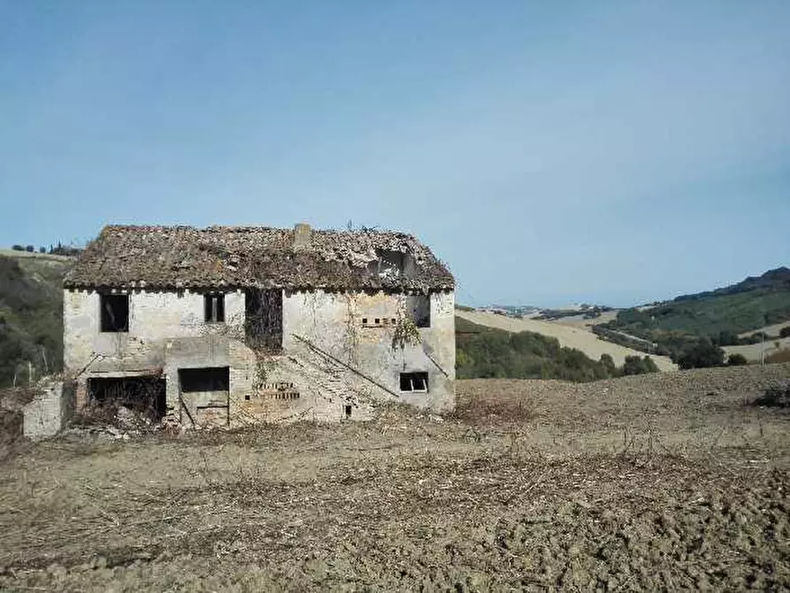 Immagine 17 di Rustico / casale in vendita  in Via fonterrante a Monterubbiano