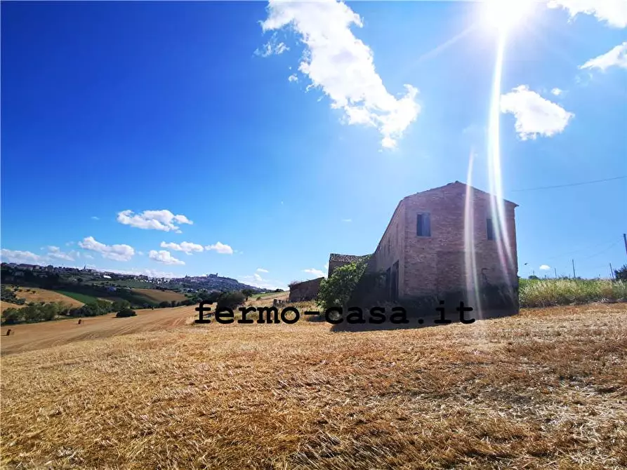 Immagine 28 di Rustico / casale in vendita  in Via Paludi a Fermo