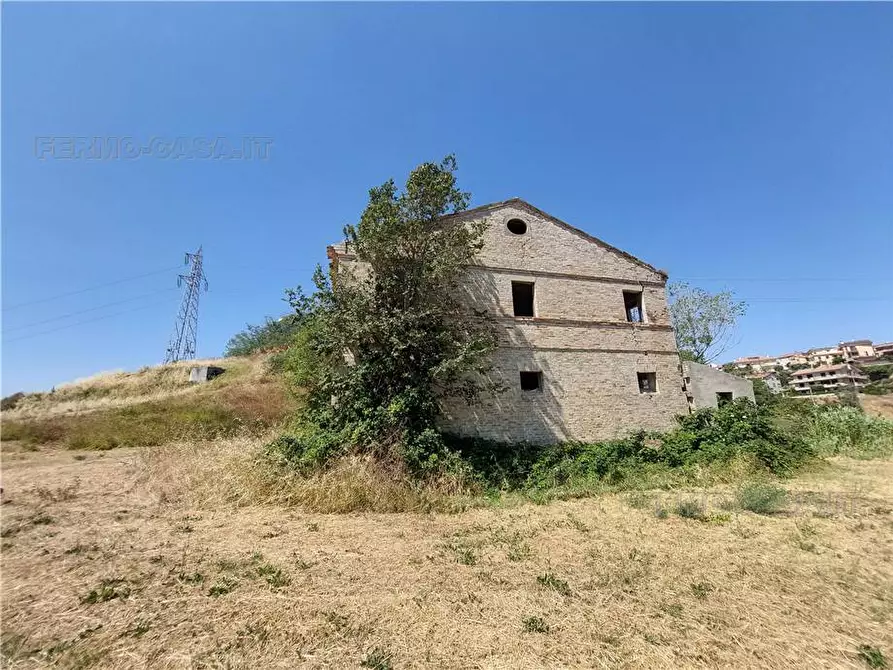 Immagine 16 di Rustico / casale in vendita  in Via Contrada Vallosrcura, 40 a Fermo