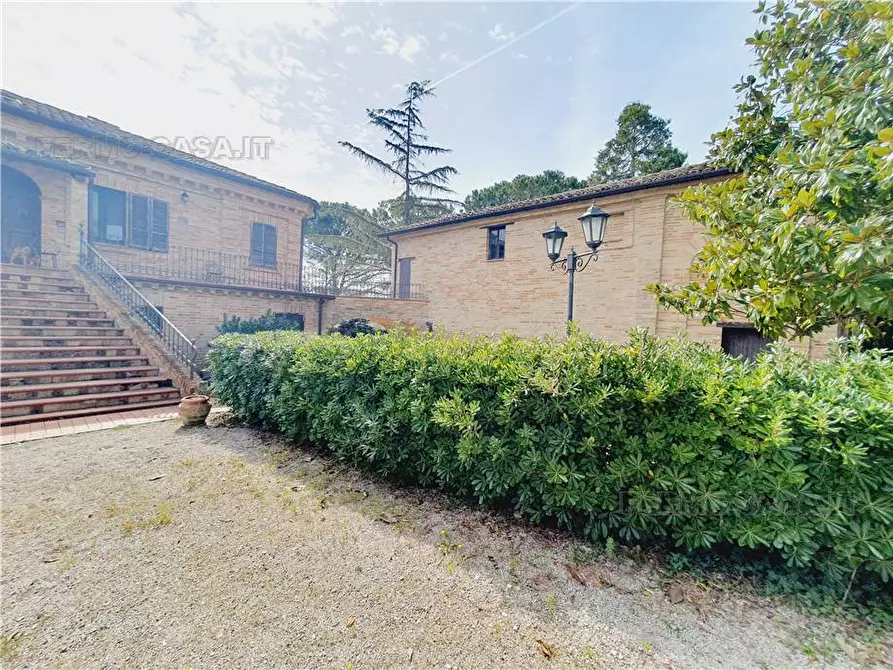 Immagine 40 di Villa in vendita  in Via Contrada castelletta, 10 a Rapagnano
