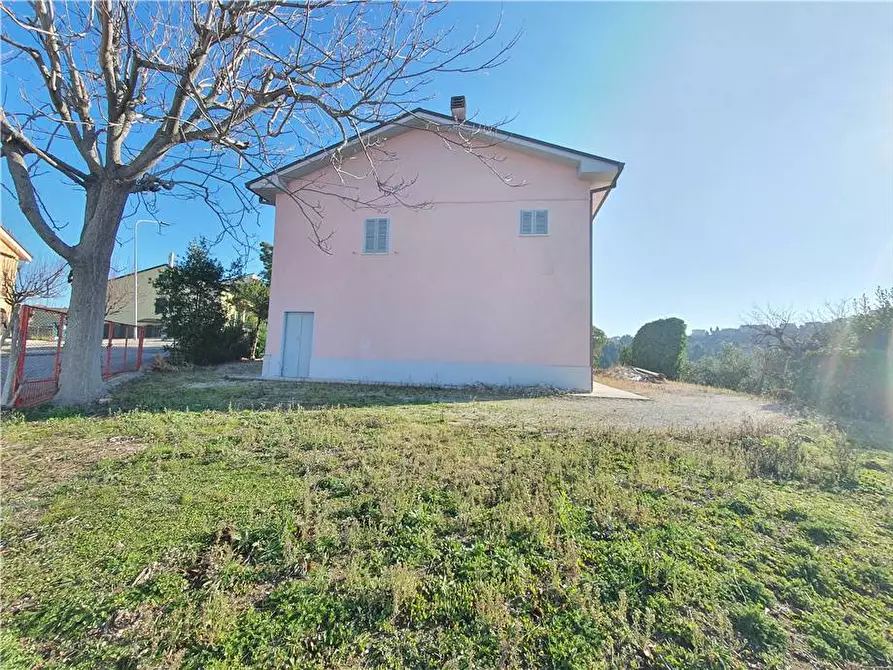Immagine 28 di Terreno in vendita  in Via italia, 76 a Fermo