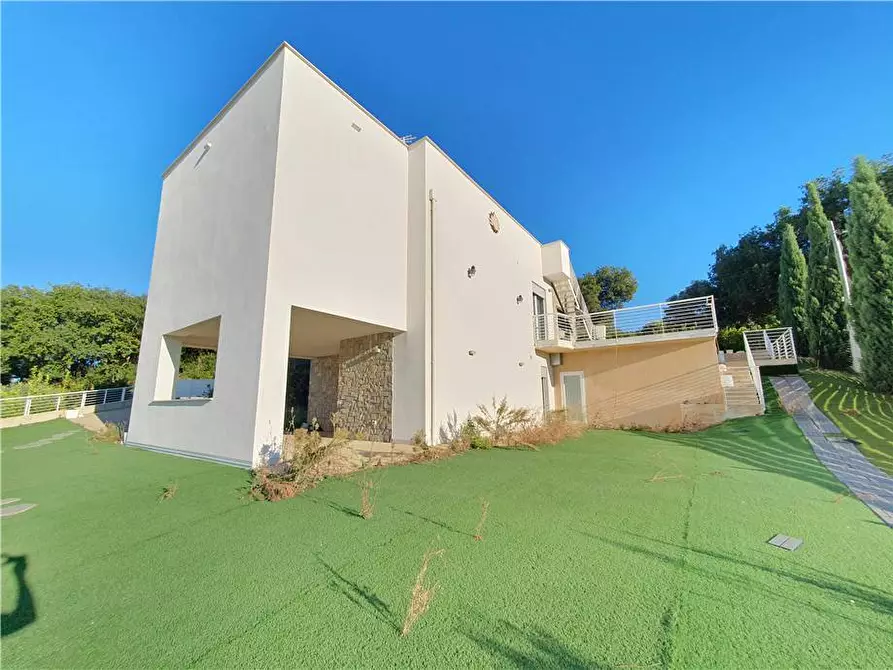 Immagine 38 di Villa in vendita  in Via fontana marina a Campofilone