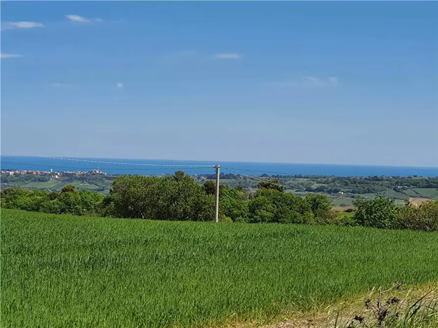 Immagine 36 di Terreno in vendita  in Via monti di Monterubbiano a Lapedona