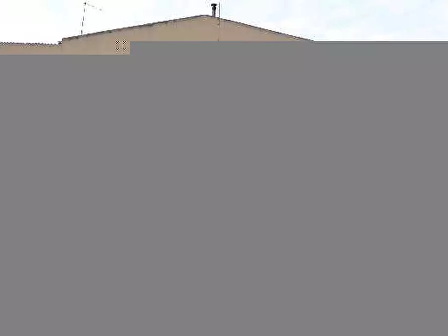 Immagine 6 di Attività commerciale in vendita  a Oristano