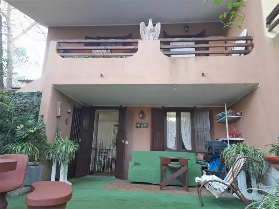 Immagine 10 di Villa in vendita  a Narbolia