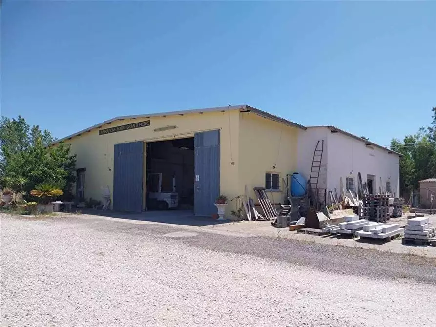 Immagine 6 di Capannone industriale in vendita  a Siamaggiore