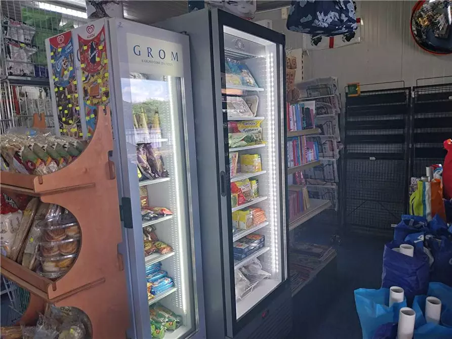 Immagine 10 di Attività commerciale in vendita  a San Vero Milis