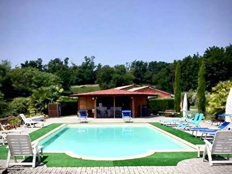 Immagine 36 di Albergo/B&B/Residence in vendita  a Malgesso