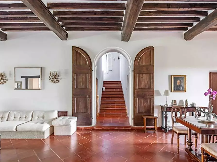 Immagine 36 di Rustico / casale in vendita  a Cento