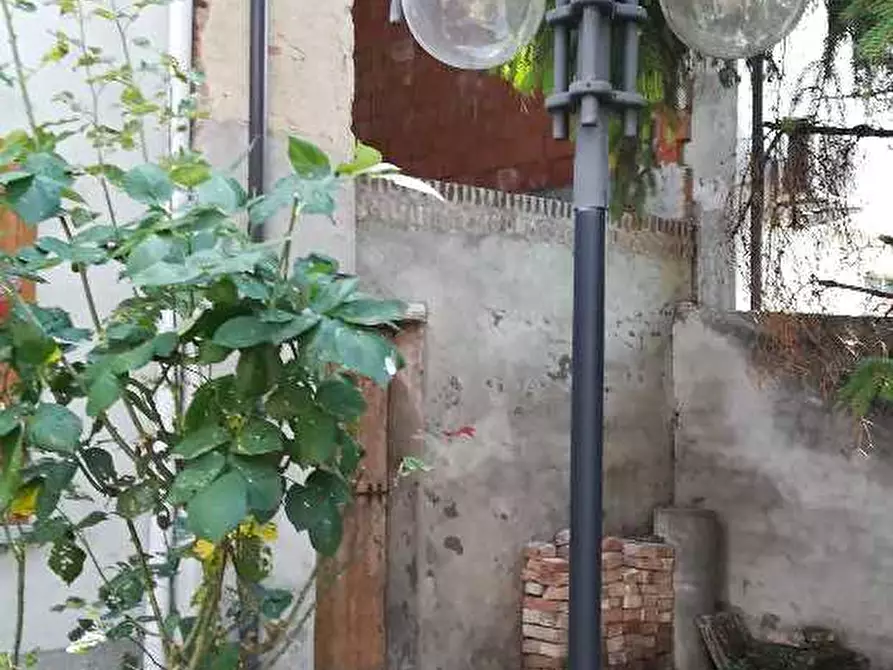 Immagine 8 di Villa in vendita  a Casteggio