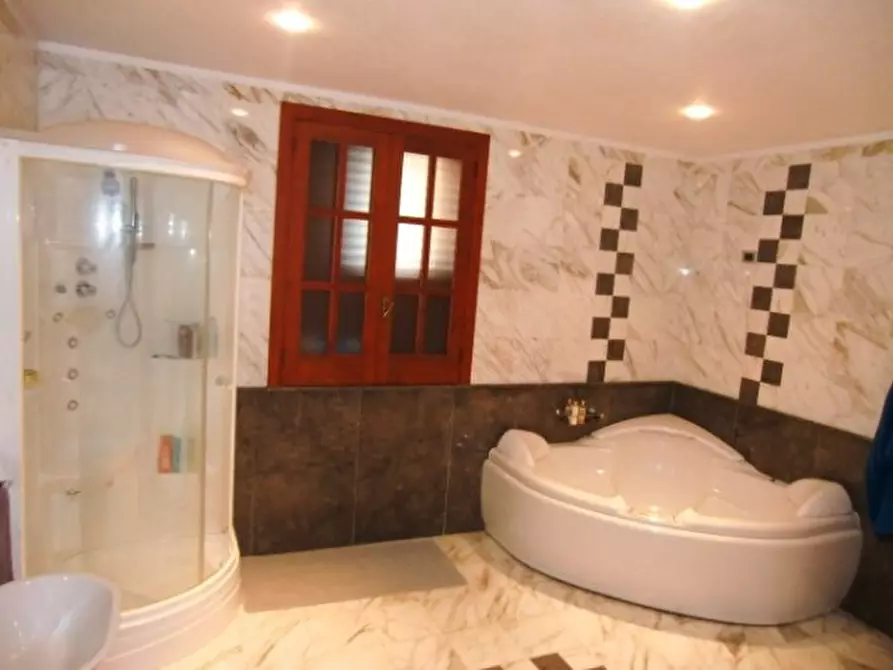 Immagine 19 di Villa in vendita  in Via LIDO DI NOTO a Noto