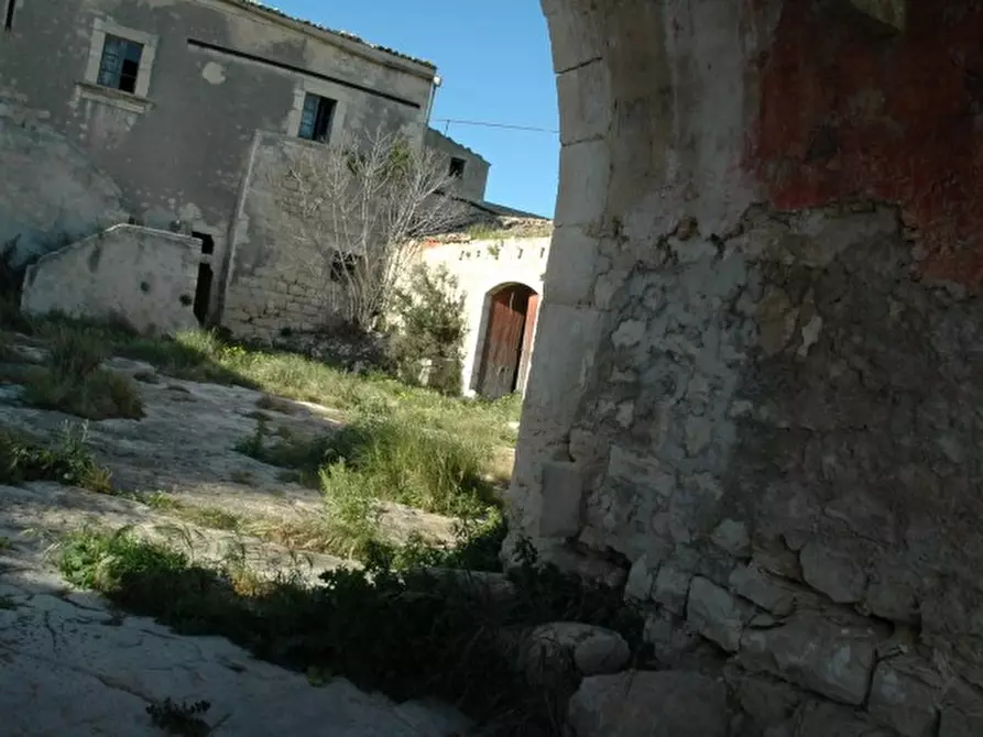 Immagine 16 di Rustico / casale in vendita  in Via C.DA TERRINAZZO STRADA FA a Noto