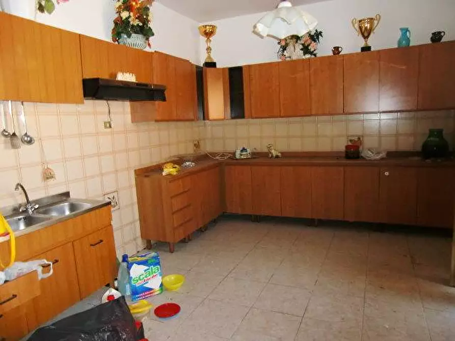 Immagine 13 di Villa in vendita  in Via BARBIERI, 116 a Noto