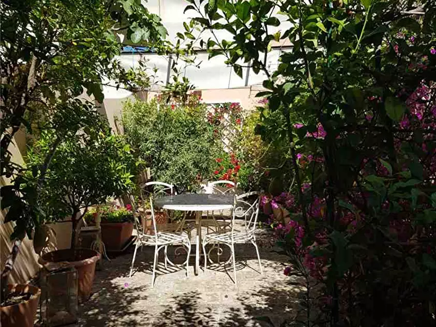 Immagine 20 di Appartamento in vendita  in Via SILVIO SPAVENTA a Noto