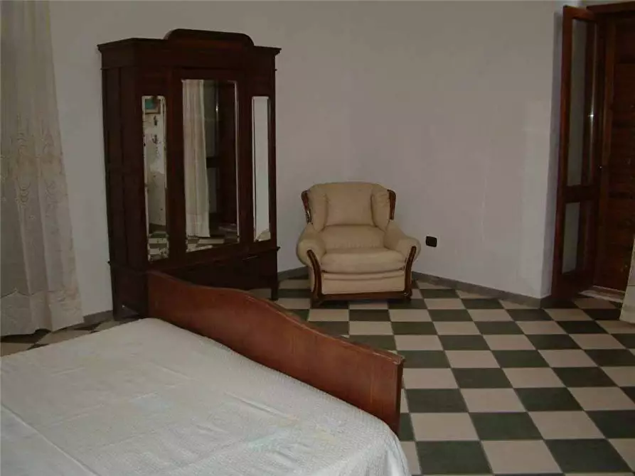 Immagine 16 di Stabile in vendita  in Via G. BARBIERI, 78 a Noto