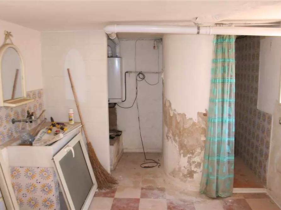 Immagine 13 di Villa in vendita  in Via CONDORELLI, 3 a Avola