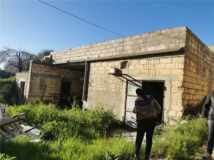 Immagine 17 di Capannone industriale in vendita  in Loc. C/DA FALDINO, SN a Noto