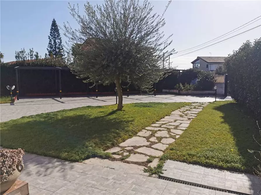 Immagine 20 di Villa in vendita  in Loc. LIDO DI NOTO, SN a Noto