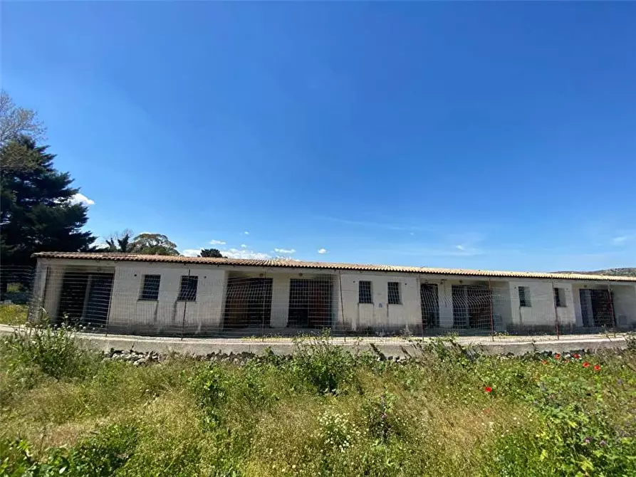 Immagine 20 di Attività commerciale in vendita  in Loc. CDA F. ARCO PIANETTE, SN a Noto