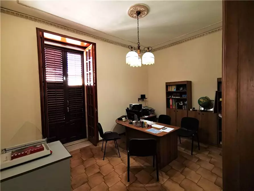 Immagine 18 di Villa in vendita  in C.so GAETANO D' AGATA, 37 a Avola